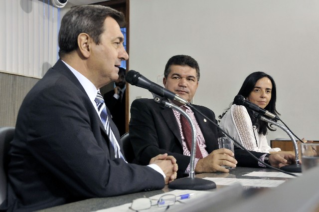 Estatuto, políticas públicas e acolhimento dos idosos foram debatidos na reunião
