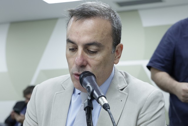 Comissão de Constituição e Justiça - análise de proposições