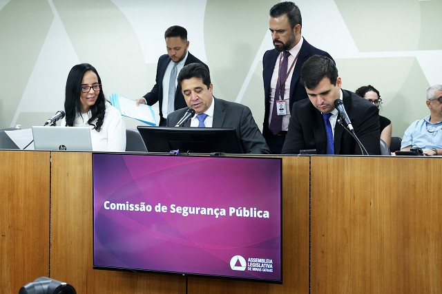 Comissão de Segurança Pública - análise de proposições (reunião das 11:15)