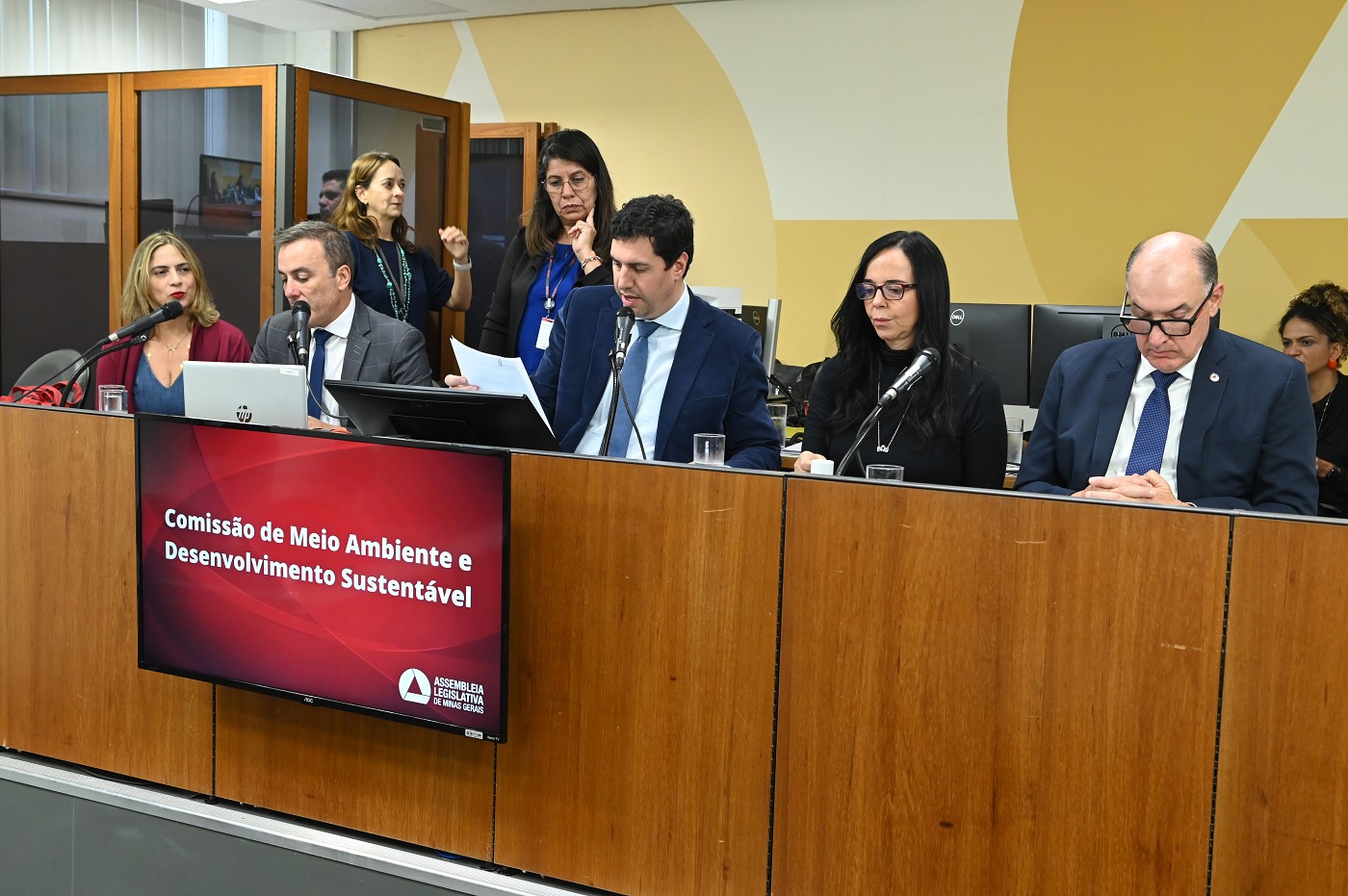 Comissão de Meio Ambiente e Desenvolvimento Sustentável - análise de proposições