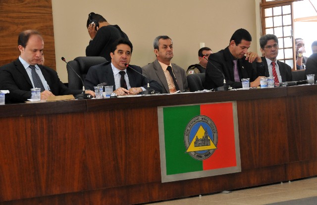 Deputados cobraram mais contingente e melhor estrutura de segurança em Bom Despacho