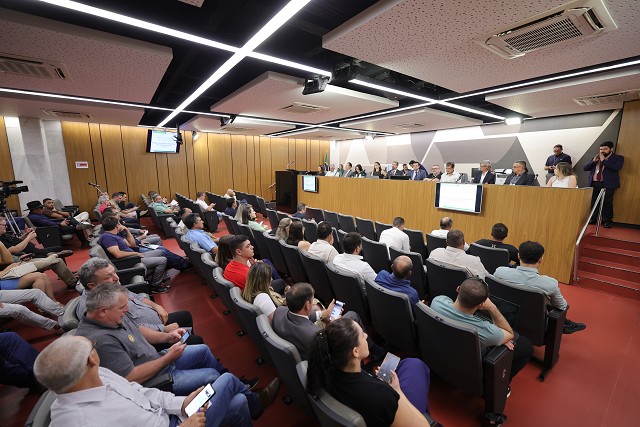 Comissão de Agropecuária e Agroindústria - debate sobre a importação de morango congelado