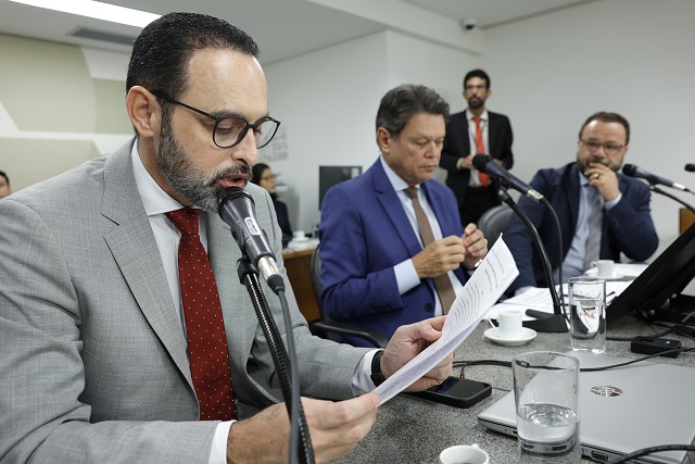 Comissão de Fiscalização Financeira e Orçamentária - análise de proposições