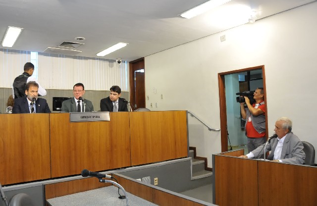 A indicação segue, agora, para discussão e votação em turno único no Plenário