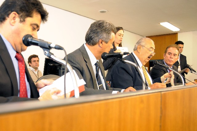 O deputado Romel Anízio foi eleito presidente da comissão especial