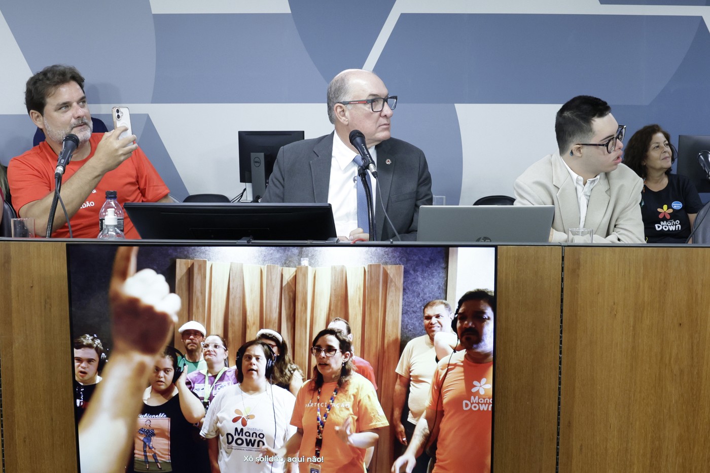 Comissão de Defesa dos Direitos da Pessoa com Deficiência - debate sobre amizade, inclusão e síndrome de Down