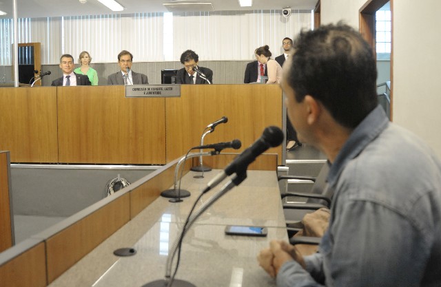 Parlamentares ouviram explicaçãoes sobre o projeto social Muralha da Esperança