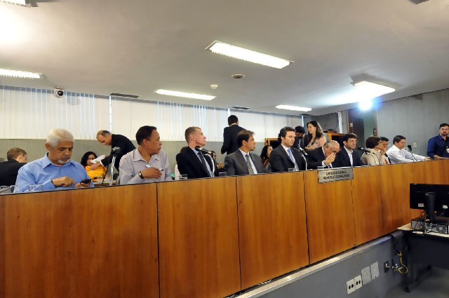 Foi sugerido que as demais prefeituras atendidas pelo hospital auxiliem na sua manutenção