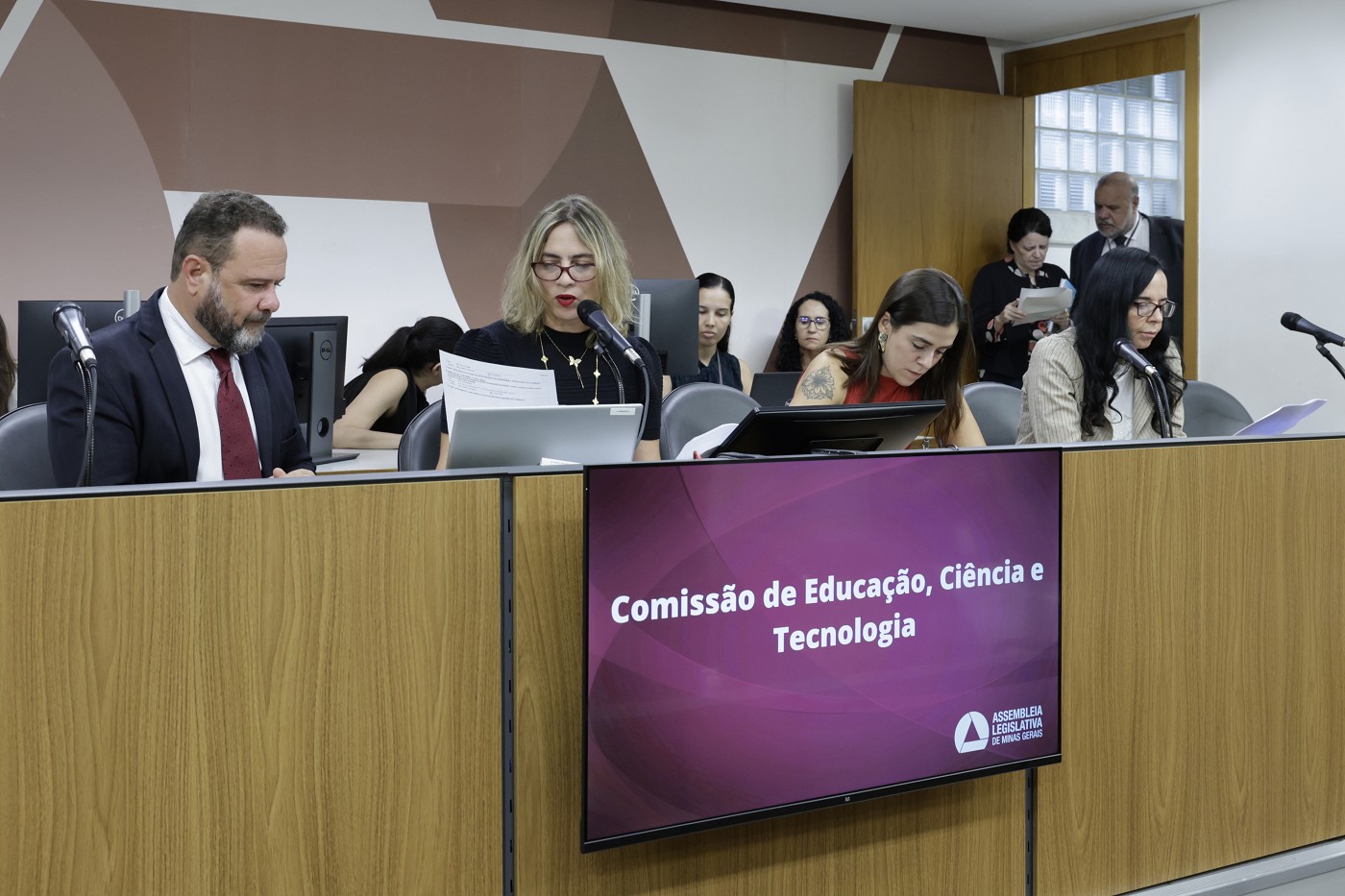 Comissão de Educação, Ciência e Tecnologia - análise de proposições