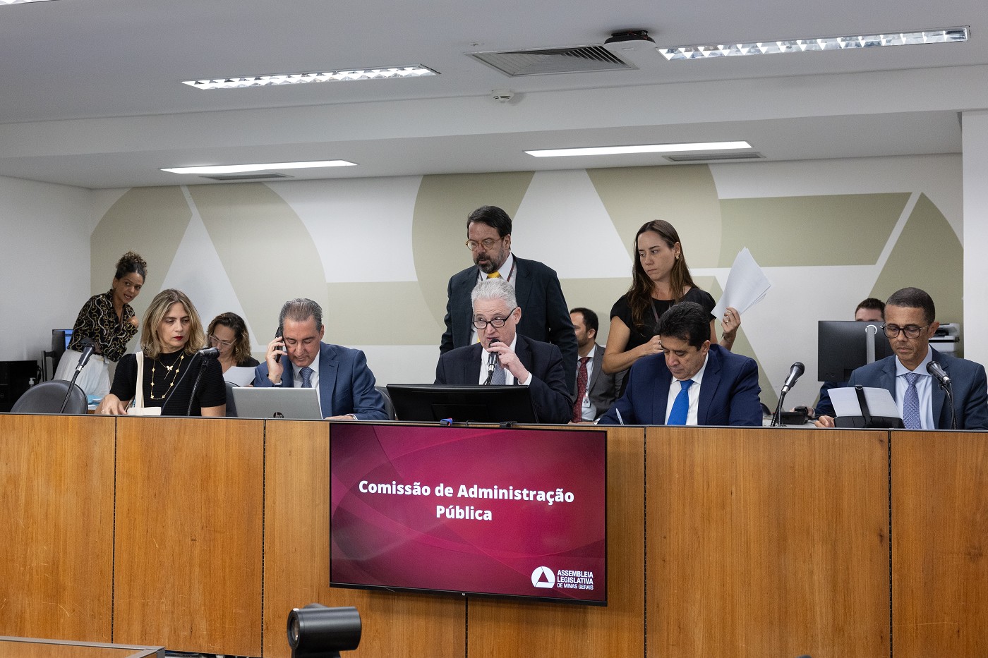 Comissão de Administração Pública - análise de proposições (reunião das 15:00)
