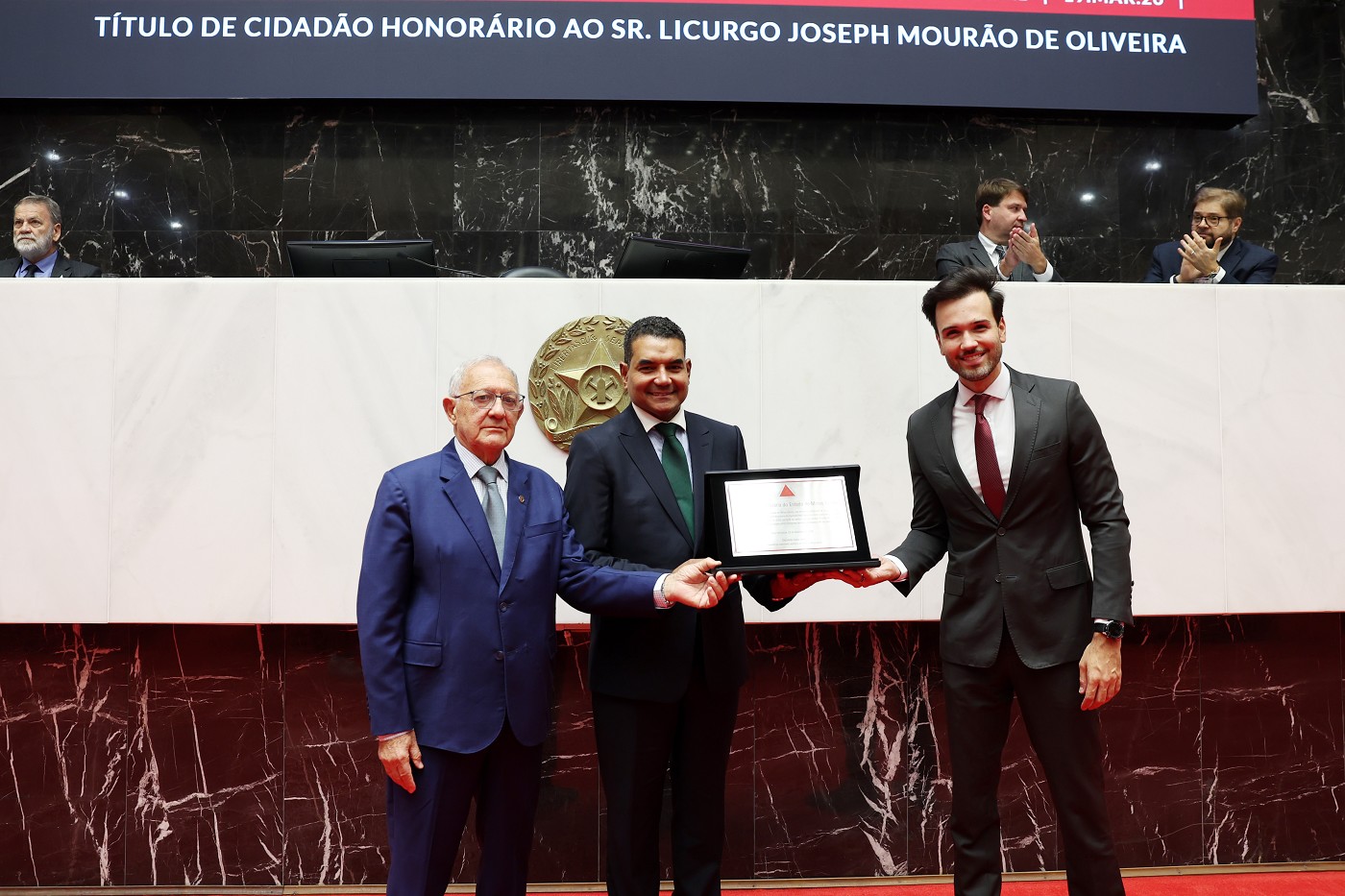 Reunião Especial - entrega do título de Cidadão Honorário a Licurgo Joseph Mourão de Oliveira