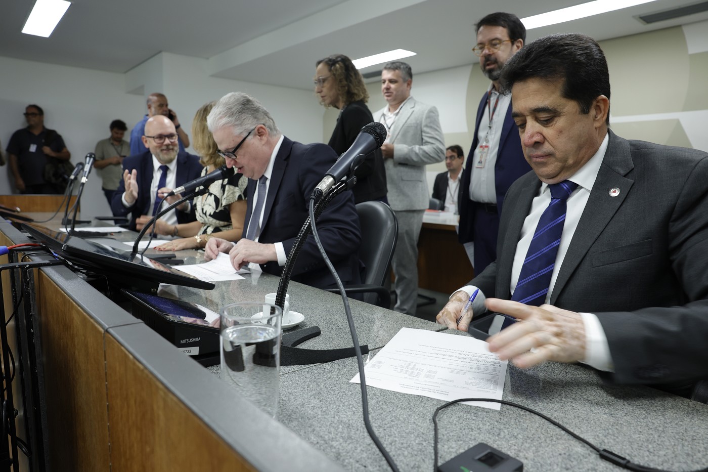 Comissão de Administração Pública - análise de proposições