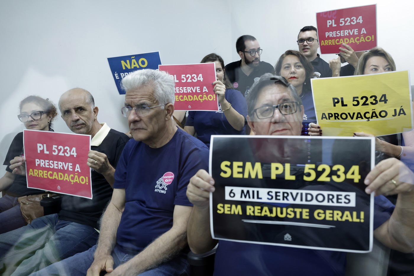 Comissão Constituição e Justiça - análise de proposições