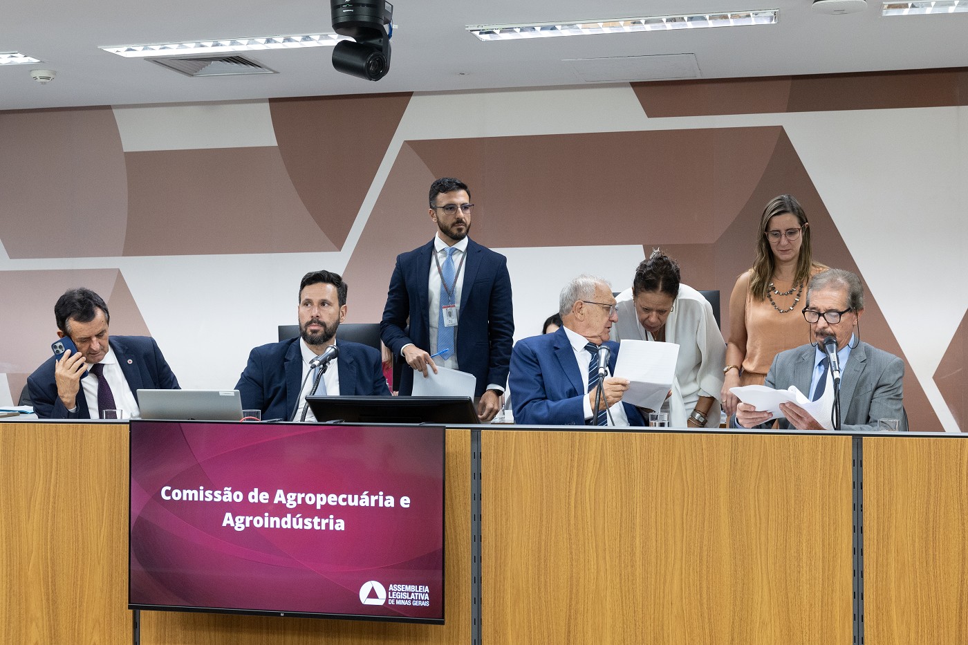 Comissão de Agropecuária e Agroindústria - análise de proposições