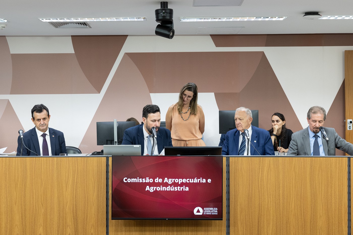 Comissão de Agropecuária e Agroindústria - análise de proposições