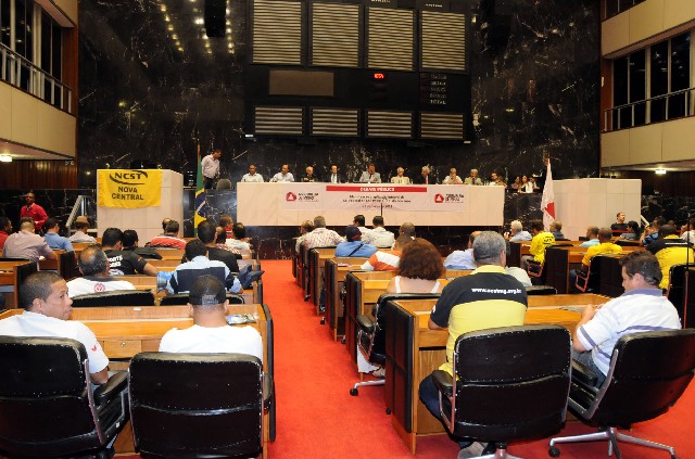Comissão de Transporte, Comunicação e Obras Públicas - debate sobre a Lei do descanso