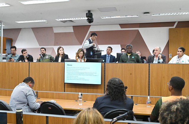 Comissão de Meio Ambiente e Desenvolvimento Sustentável - debate sobre a mineração em Ouro Preto e Congonhas