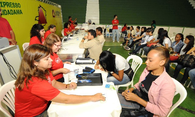 Durante os dois dias de programação do Expresso em Juiz de Fora, foram emitidos 171 títulos de eleitor