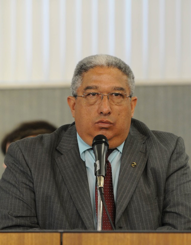 Comissão de Direitos Humanos - debate sobre a situação dos povos ciganos no Estado