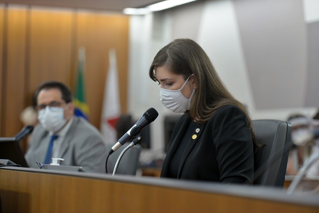 A deputada Laura Serrano foi a relatora da proposição