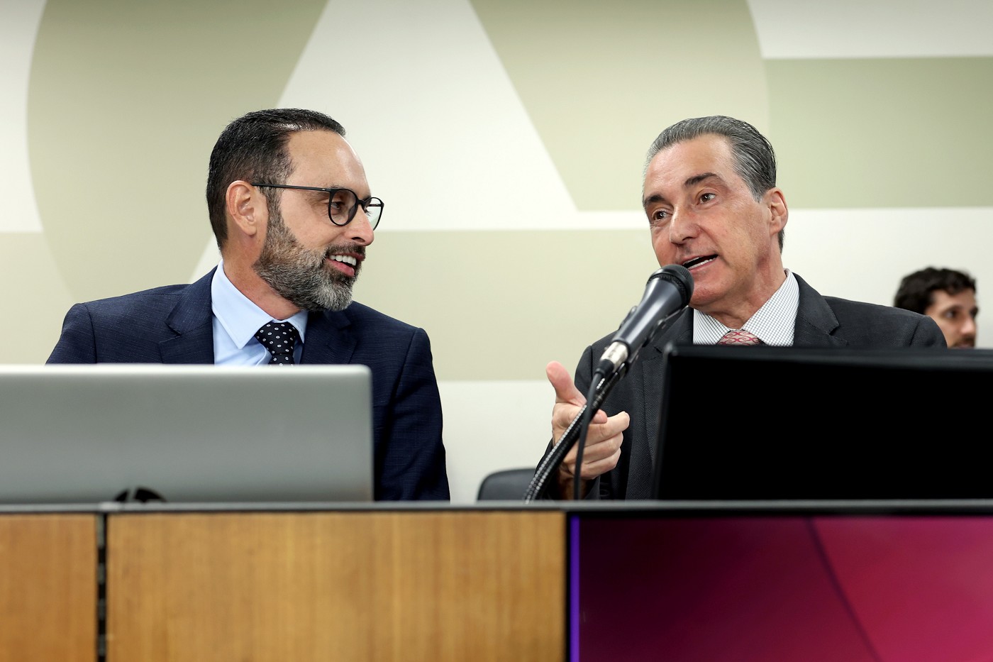 Comissão Especial - análise da PEC nº61/26 (eleição de presidente e vice)