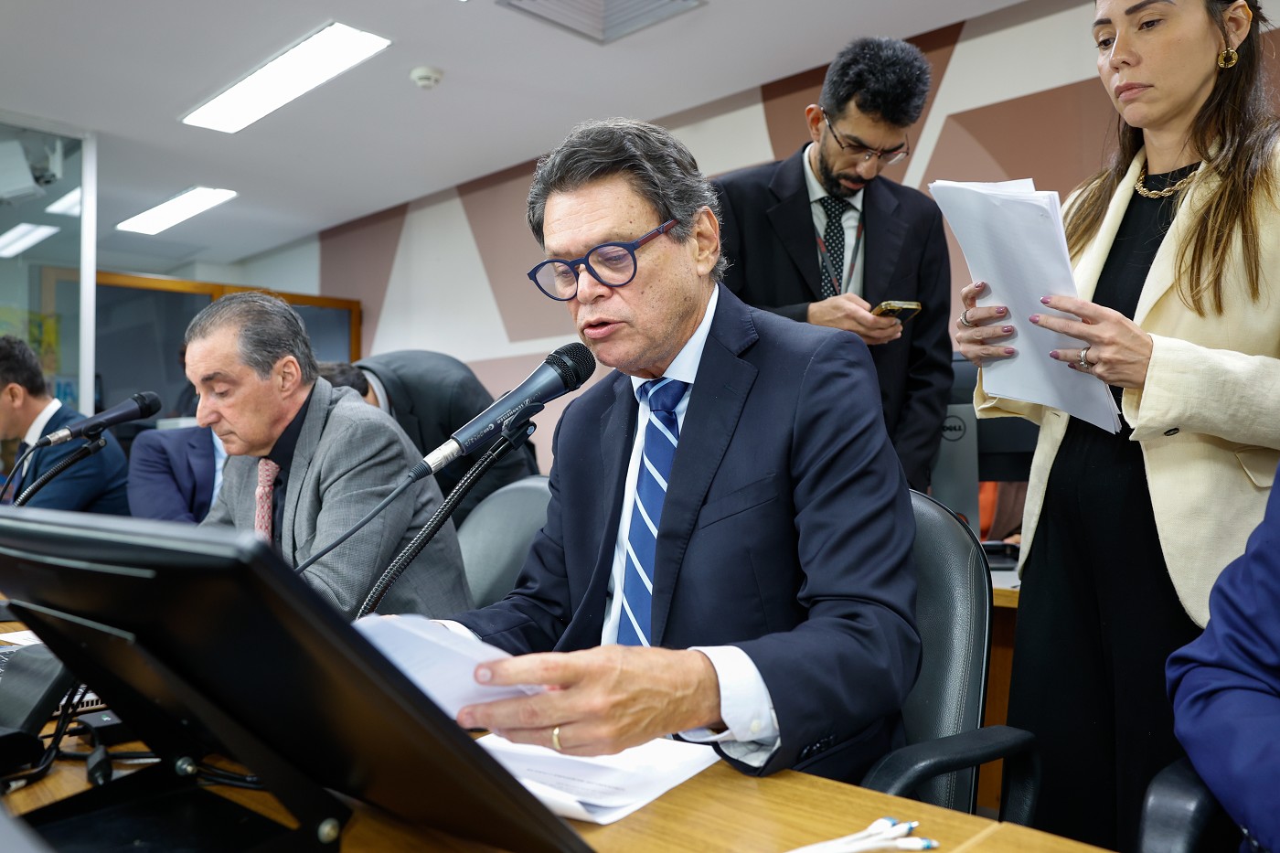 Comissão de Fiscalização Financeira e Orçamentária - análise de proposições