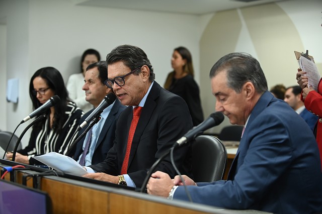 Comissão de Fiscalização Financeira e Orçamentária - análise de proposições