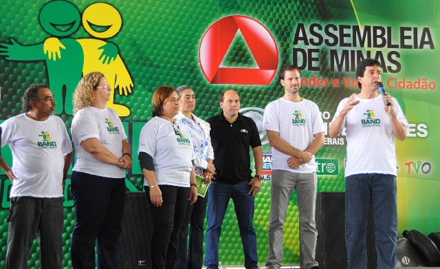 O Procon Itinerante presta orientação jurídica na área de direitos do consumidor