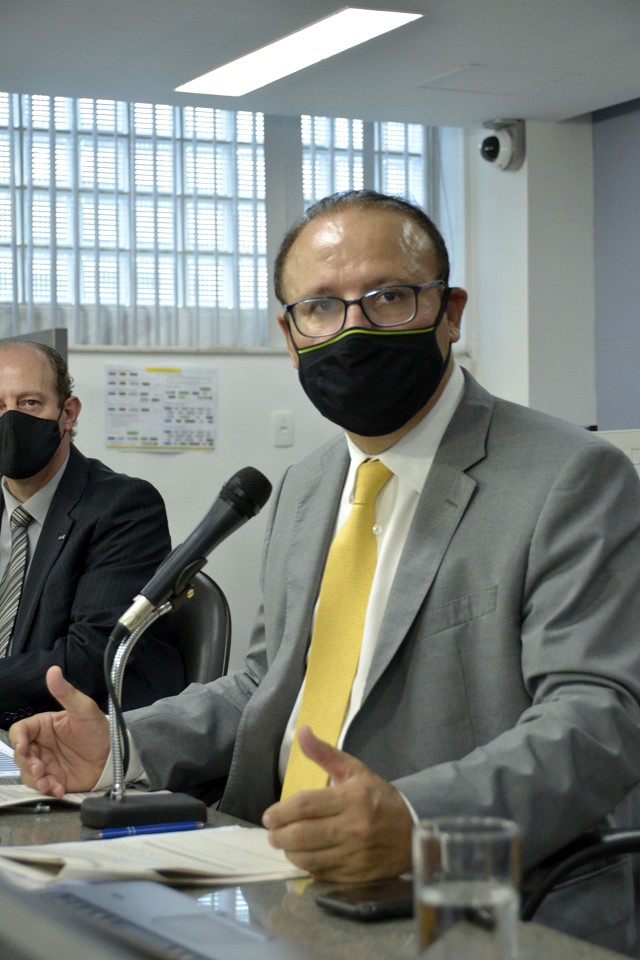 Comissão Extraordinária das Energias Renováveis e Recursos Hídricos - debate sobre o cronograma das obras de extensão da rede de distribuição e novas subestações de plantas solares