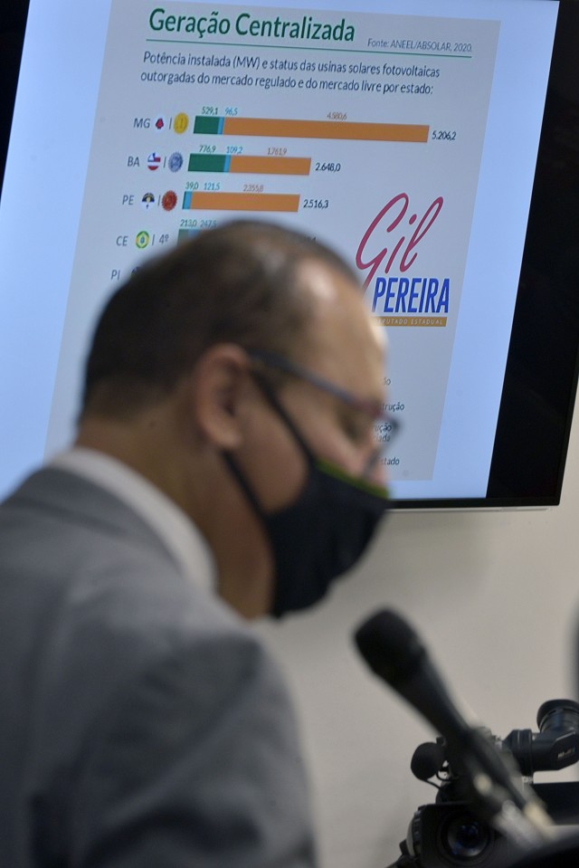 Comissão Extraordinária das Energias Renováveis e Recursos Hídricos - debate sobre o cronograma das obras de extensão da rede de distribuição e novas subestações de plantas solares