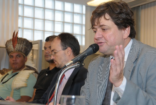 Comissões de Educação, Ciência e Tecnologia e de Participação Popular - debate sobre a educação indígena em Minas Gerais