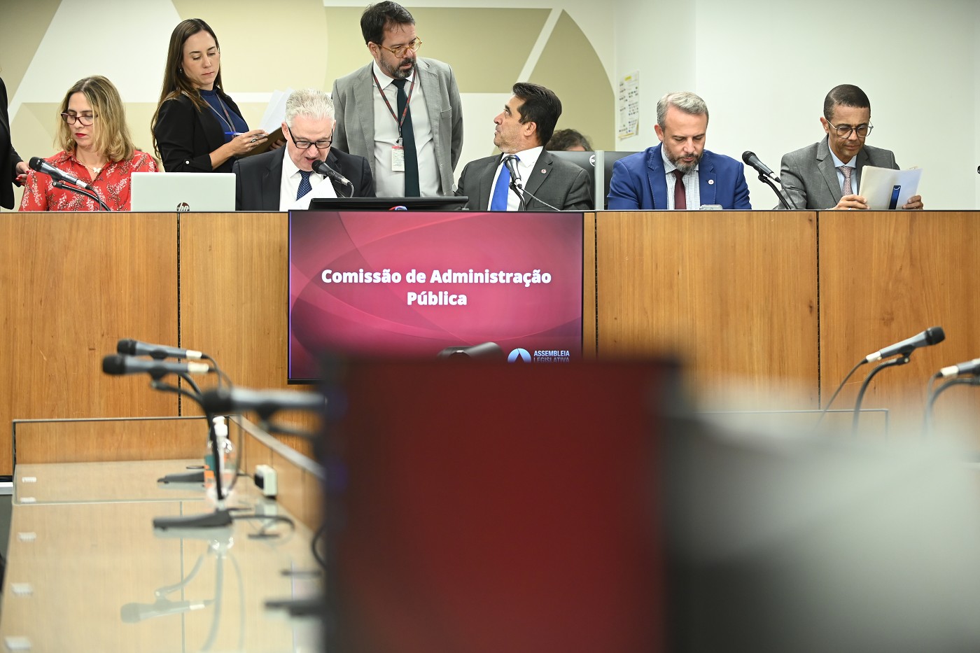 Comissão de Administração Pública - análise de proposições