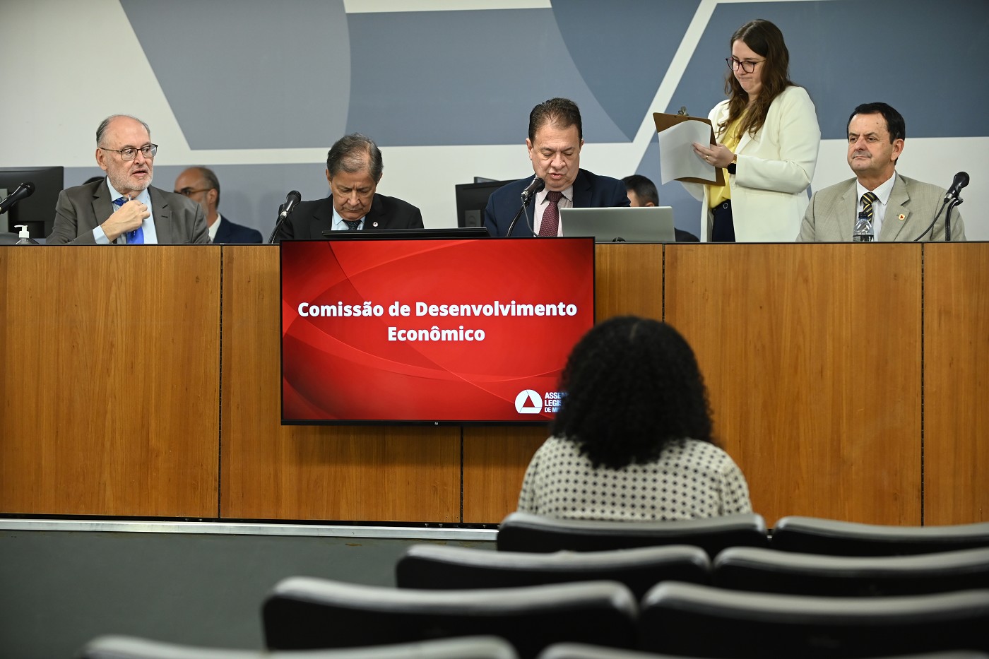 Comissão de Desenvolvimento Econômico - análise de proposições