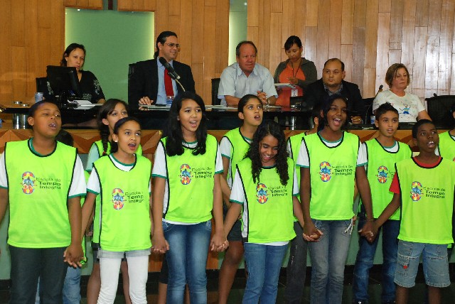 Reunião em Uberlândia encerrou série de debates sobre a implementação do ensino de música nas escolas