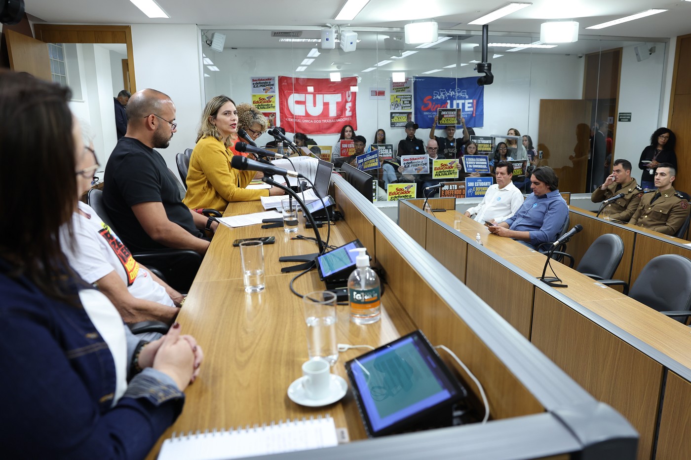 Comissão de Educação, Ciência e Tecnologia - debate sobre a instalação de Colégio Tiradentes em Leopoldina