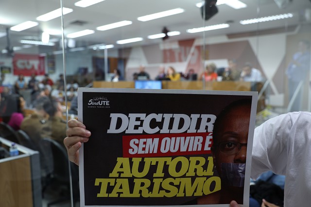 Comissão de Educação, Ciência e Tecnologia - debate sobre a instalação de Colégio Tiradentes em Leopoldina