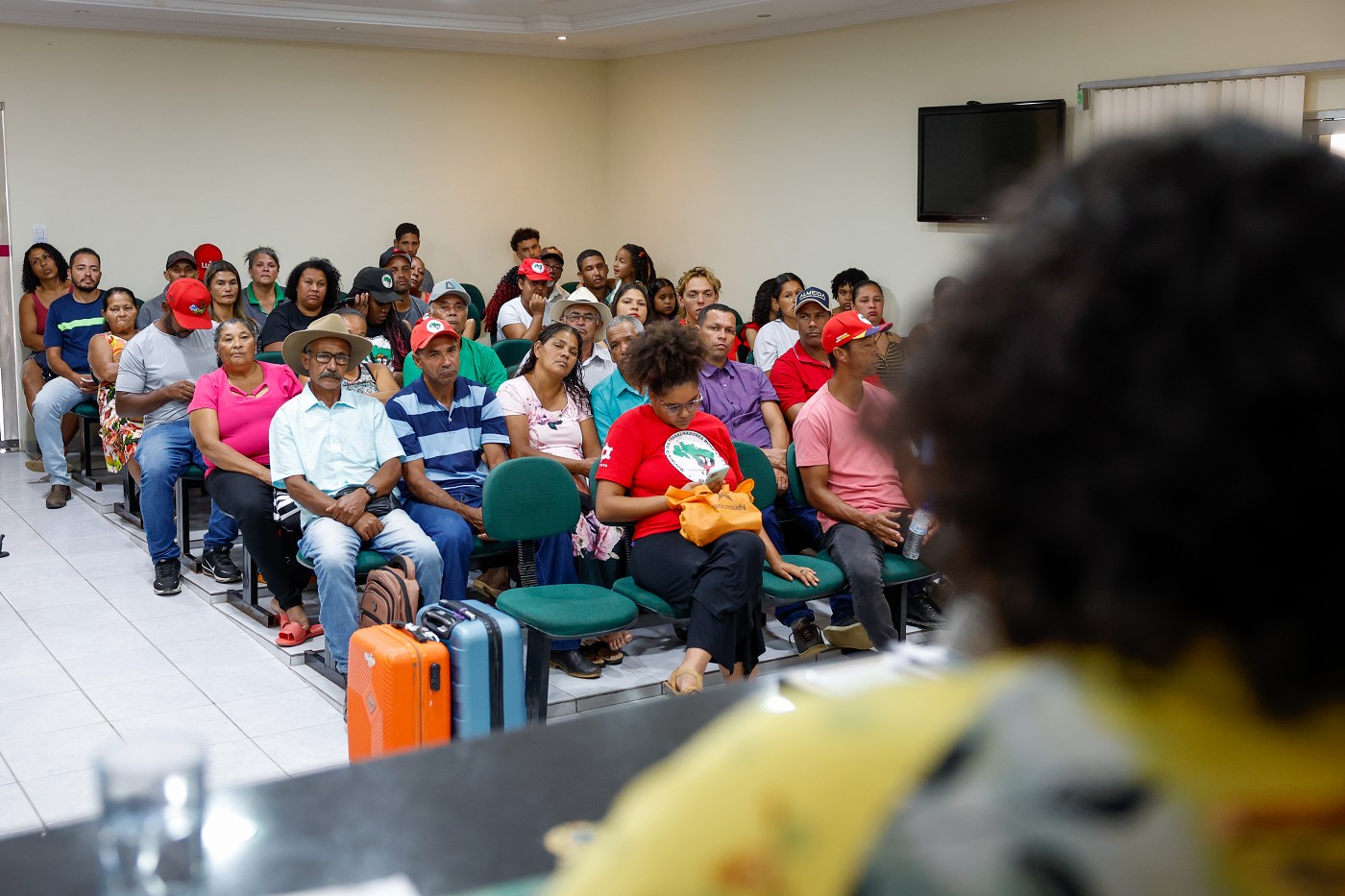 Comissão de Direitos Humanos - debate sobre a regularização fundiária das áreas ocupadas por trabalhadores rurais em Felisburgo