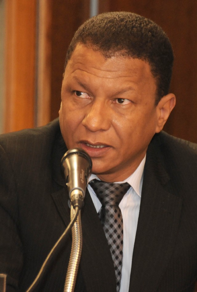 Comissão de Direitos Humanos - esclarecimentos sobre a ocorrência de violação de direitos humanos em Betim