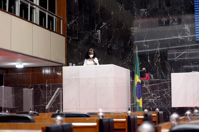 Da tribuna, Andréia de Jesus defendeu CPI sobre desvios na gestão do sistema socioeducativo