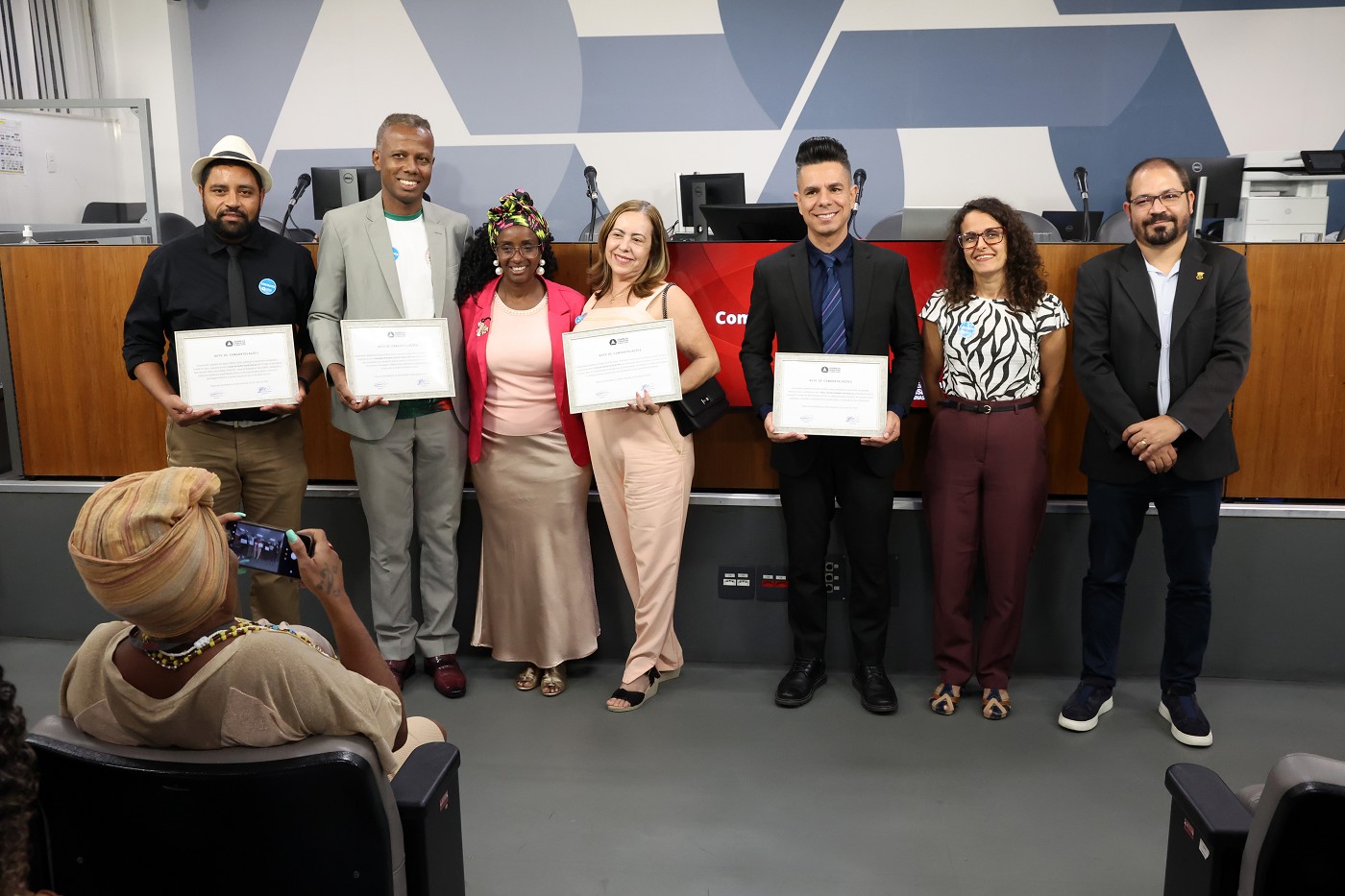 Comissão de Cultura - homenagem a membros de escolas de samba de Belo Horizonte