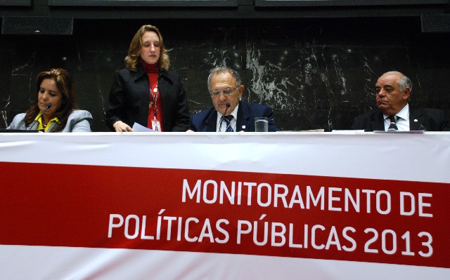 Outras quatro mensagens do Executivo, que encaminham projetos, foram recebidas na reunião