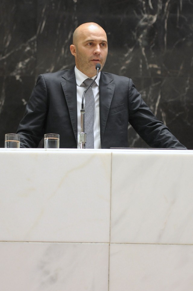 Gustavo Valadares questionou a idoneidade do governador em propor a reforma administrativa