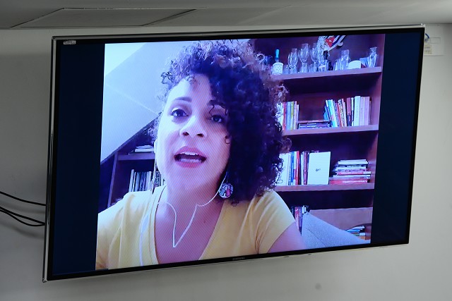 Adriana de Souza criticou também falta de projeto pedagógico