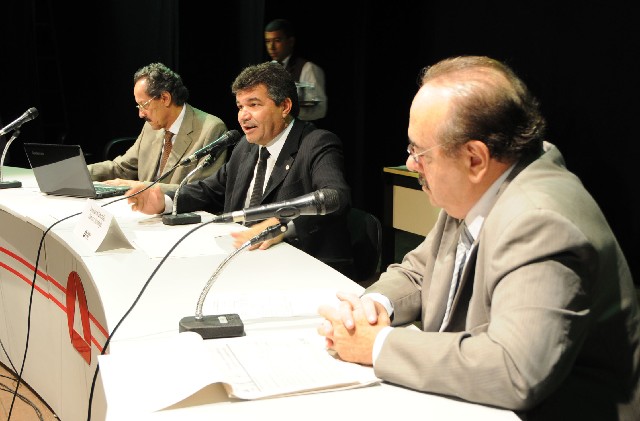 Audiência debateu a Rede de Ciência, Tecnologia e Inovação