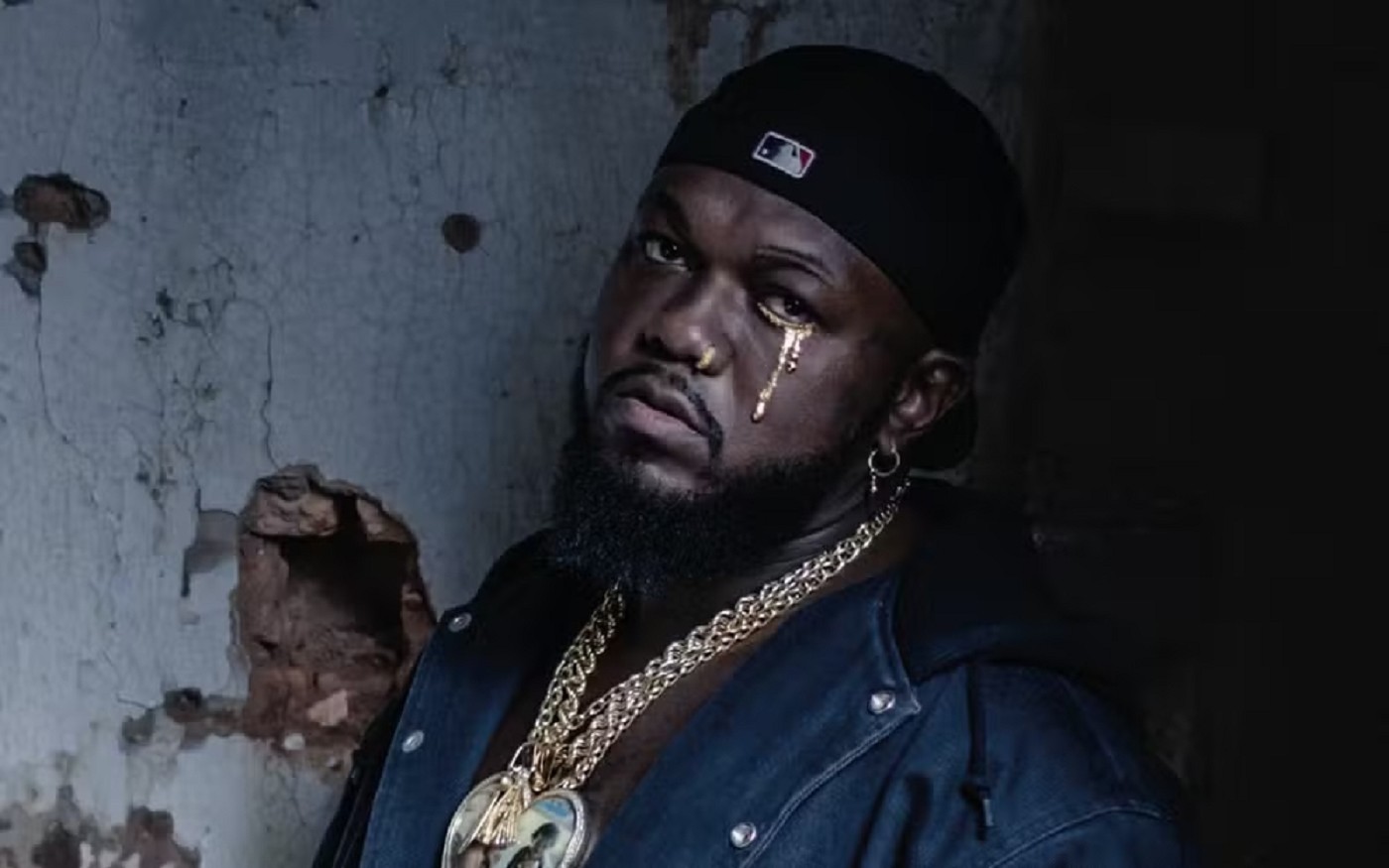 Rapper Djonga