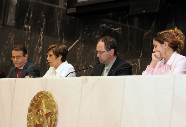 Pompilio Canavez, Deoclecia Amorelli Dias, Paulo Lamac e Beatriz da Silva Cerqueira