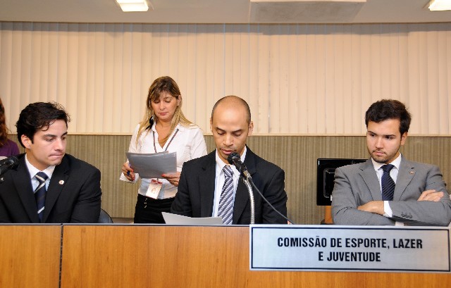 Requerimentos aprovados são resultantes de audiência sobre o assunto realizada no dia 30/10