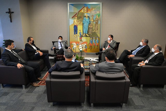 Parlamentares da Comissão de Segurança visitaram presidente do TJMG para encaminhar reivindicação