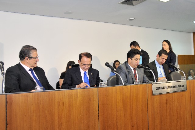 A solicitação foi aprovada pela comissão na reunião desta terça-feira (18)