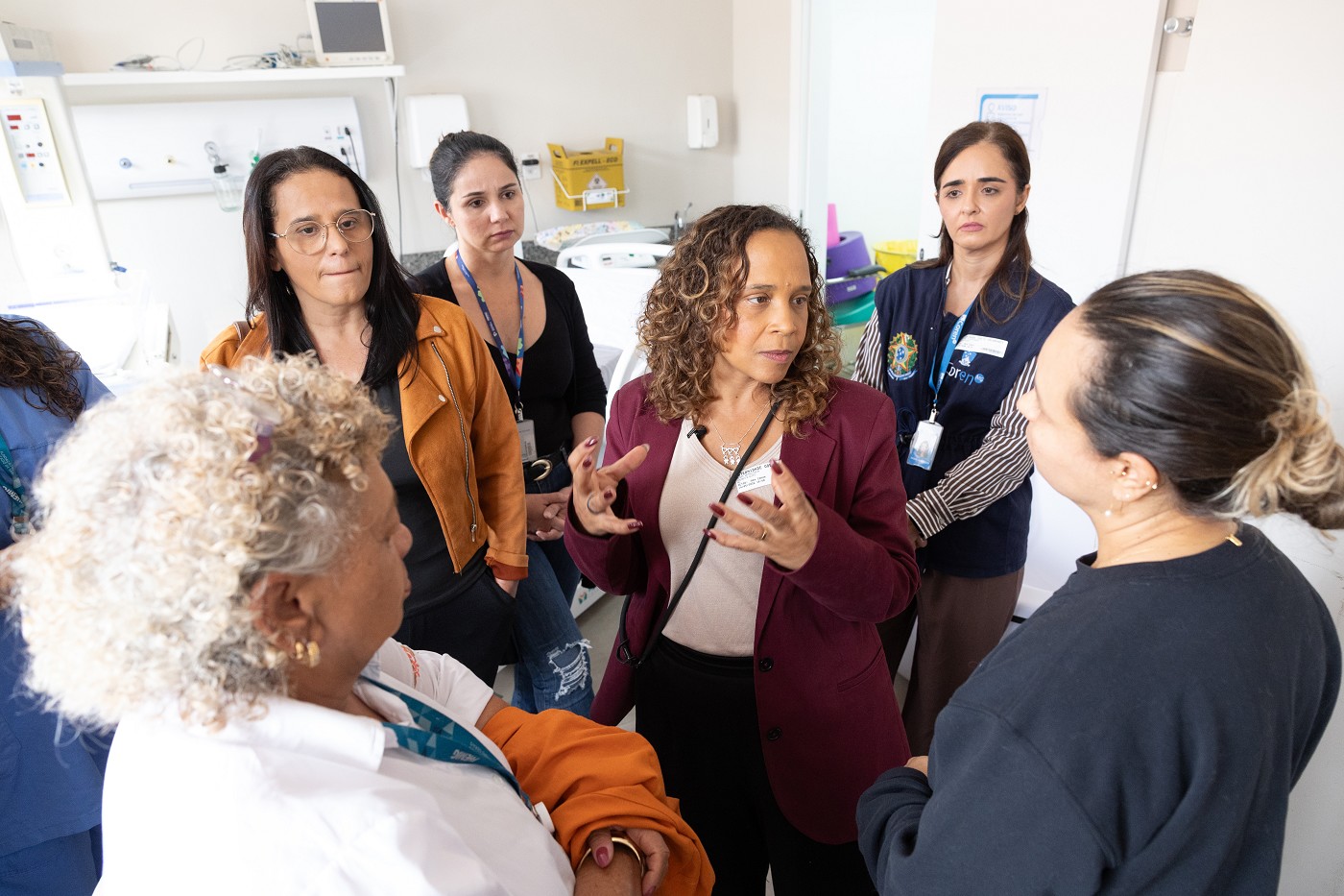 Comissão de Defesa dos Direitos da Mulher - visita à Maternidade Odete Valadares